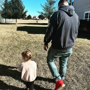 Meet your Posher, Travis